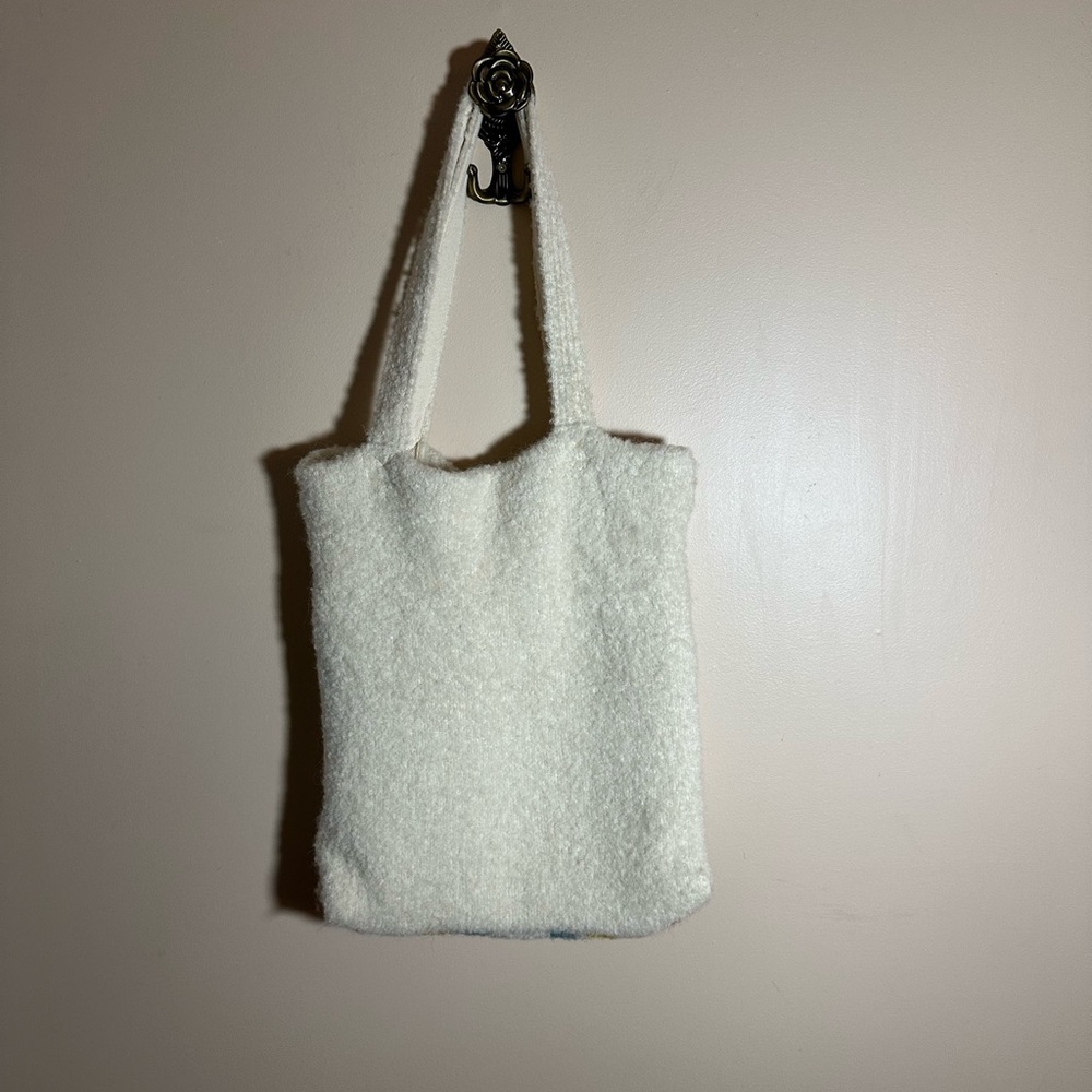 🌈 Free People Rainbow Carry On Fuzzy Scarf & Tote Bag Set – Excellent Condition - Picture 5 of 7